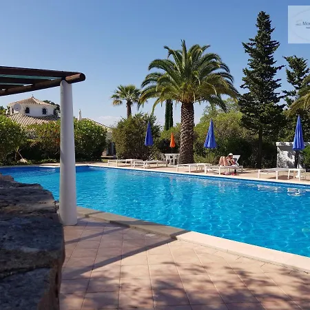 Aparthotel Monte-bougainvillea