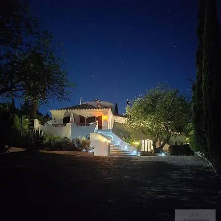 Monte-bougainvillea Azinheiro