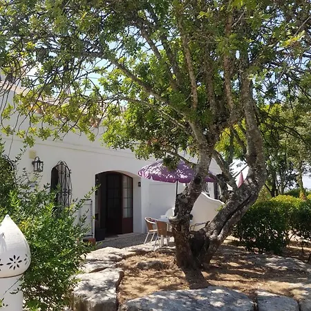 Апарт-отель Monte-bougainvillea Azinheiro